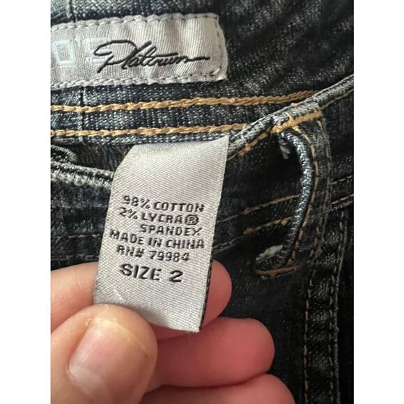 Chicos Platinum button front Jean skirt size large (Chicos 2) - Picture 4 of 10